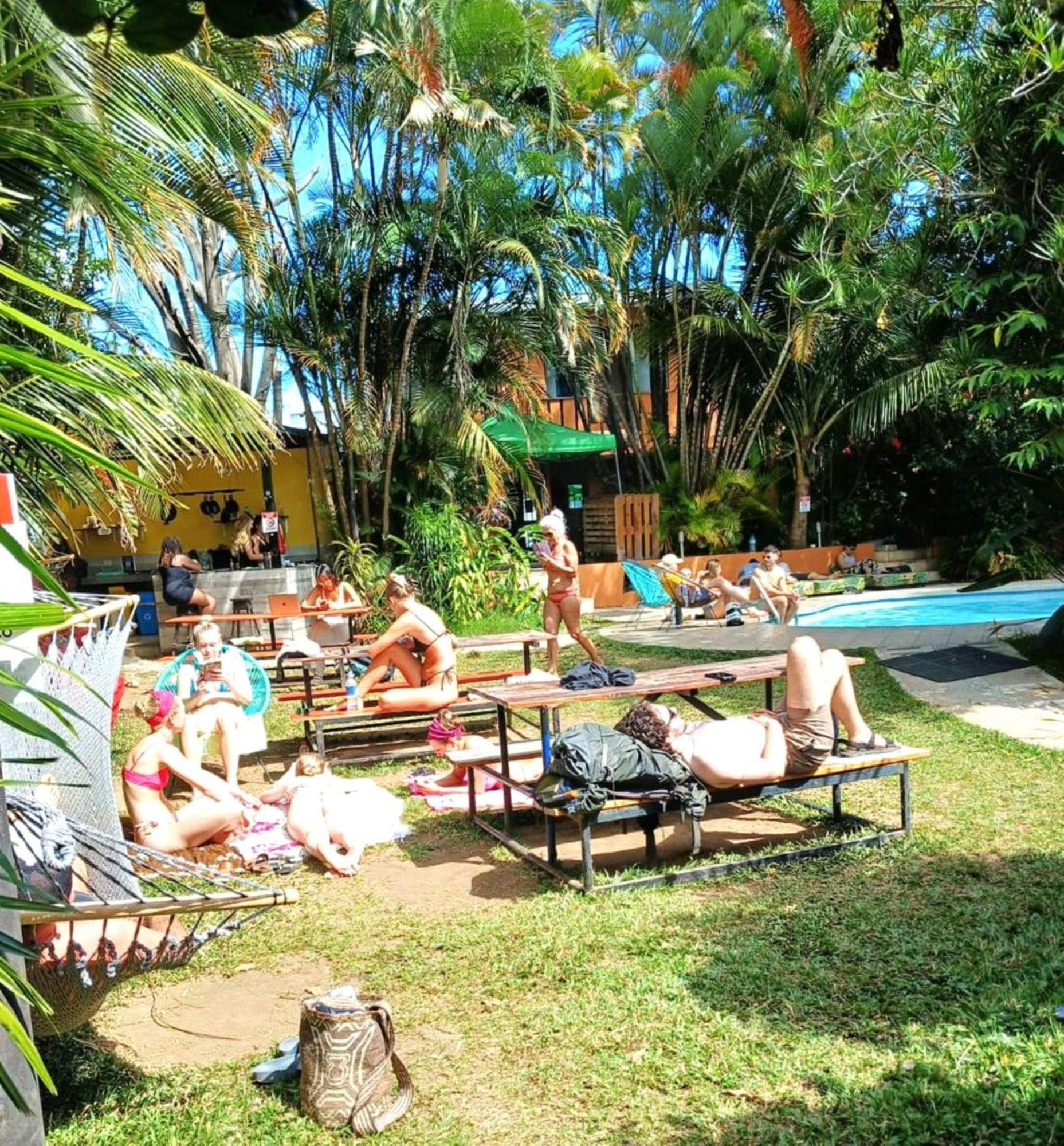 Хостел Costa Rica Backpackers Сан-Хосе Экстерьер фото