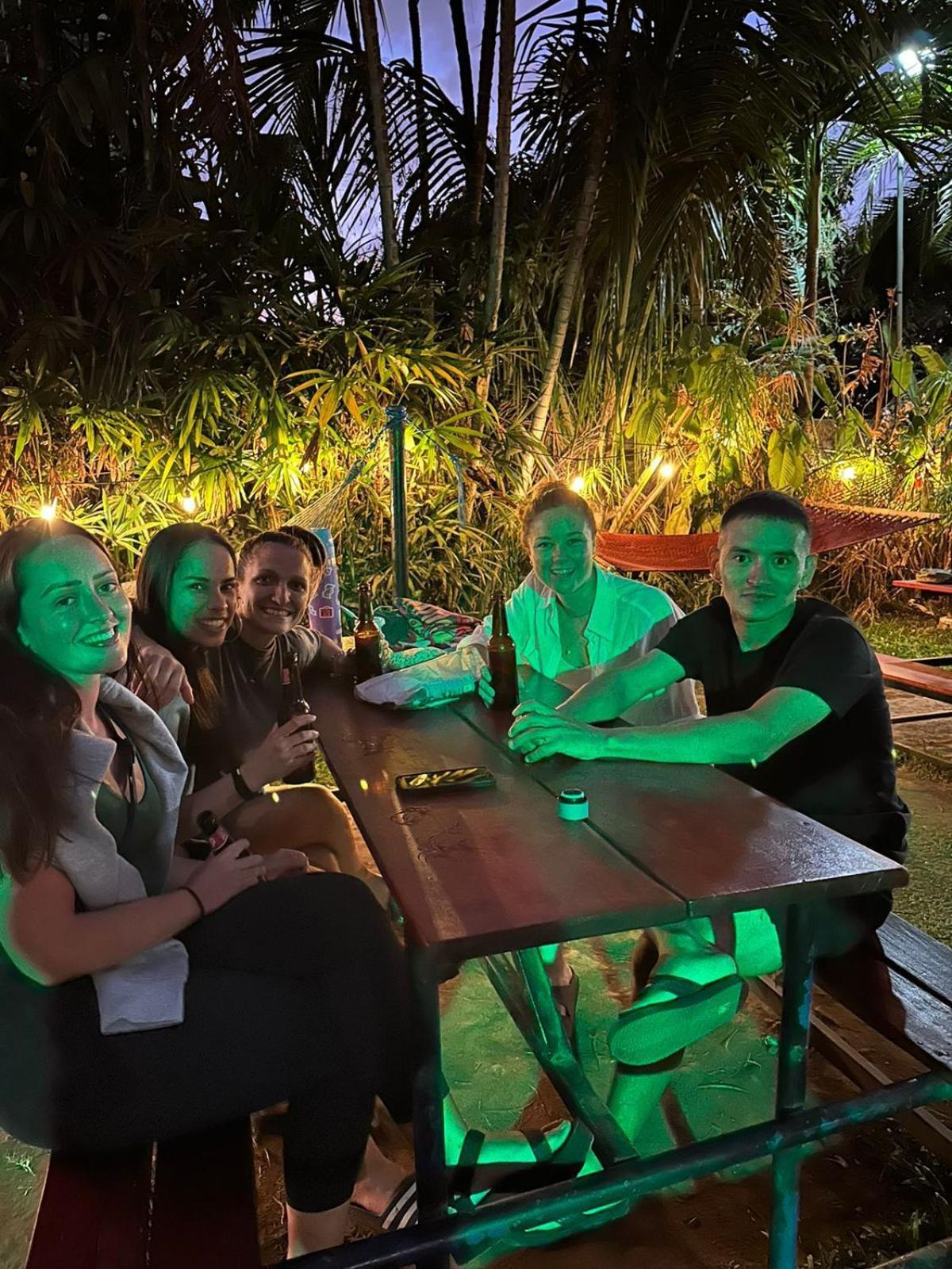 Хостел Costa Rica Backpackers Сан-Хосе Экстерьер фото