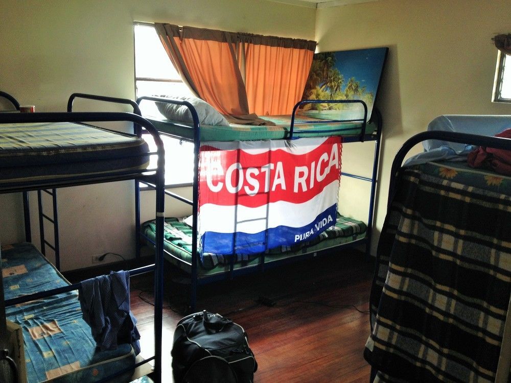 Хостел Costa Rica Backpackers Сан-Хосе Экстерьер фото